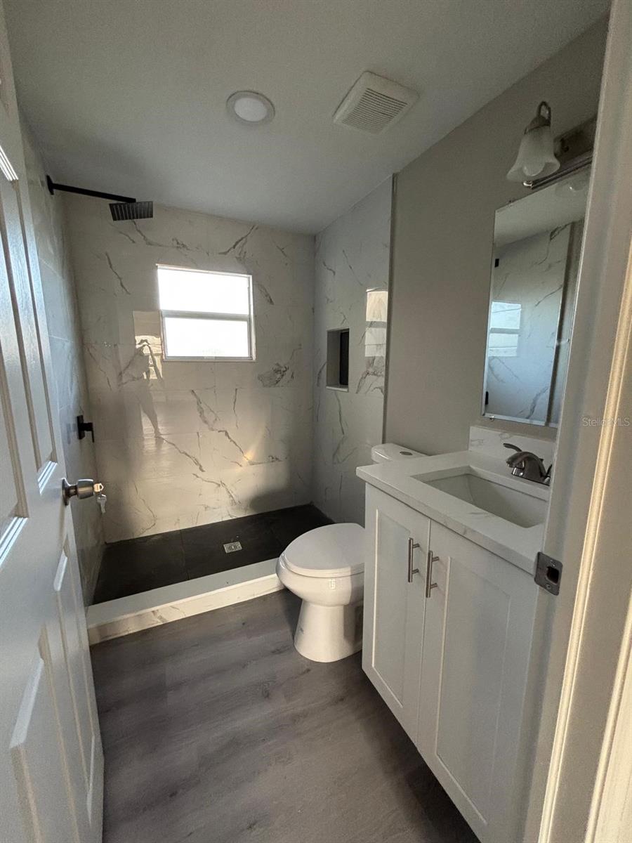 INWOOD - Residential