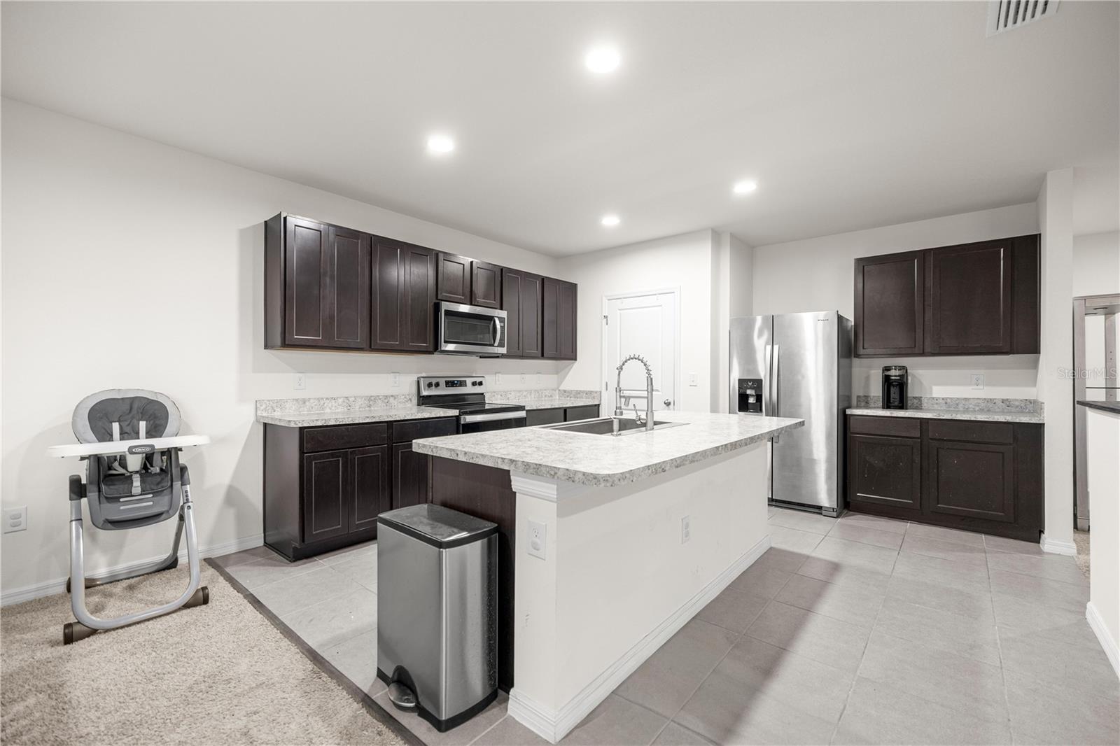 COBBLESTONE NORTH - Residential