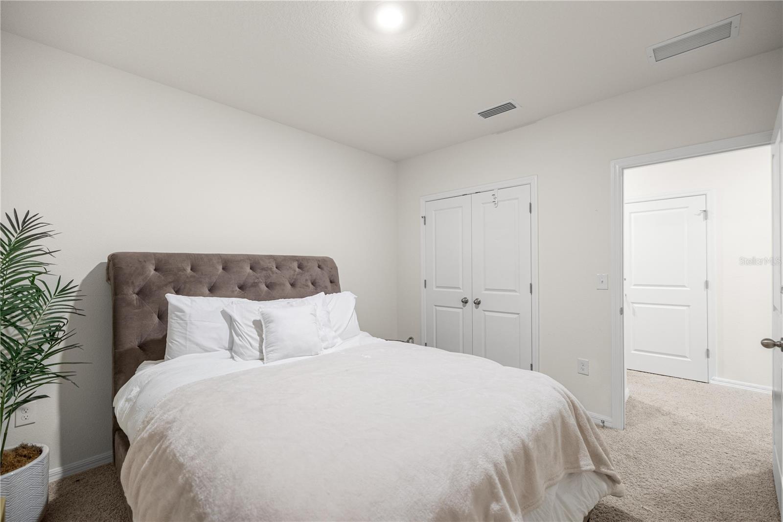 COBBLESTONE NORTH - Residential