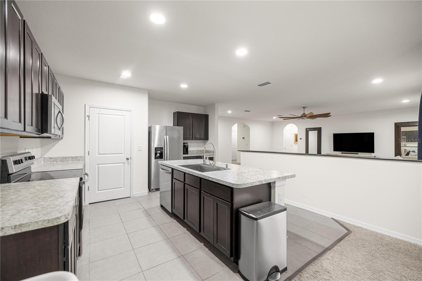 COBBLESTONE NORTH - Residential