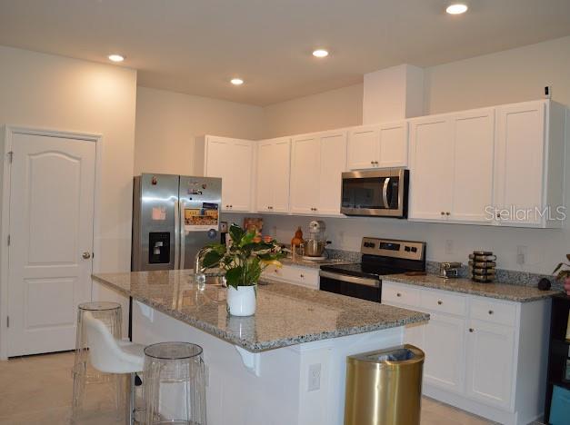 VENEZIA TOWNHOUSES - Residential Lease