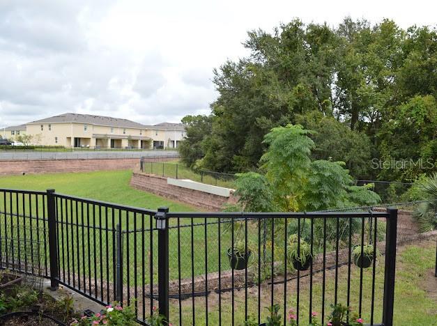 VENEZIA TOWNHOUSES - Residential Lease