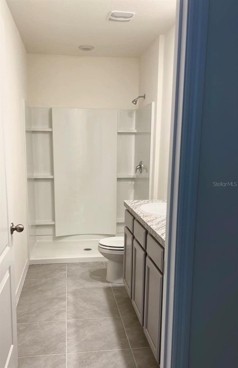 VENEZIA TOWNHOUSES - Residential Lease