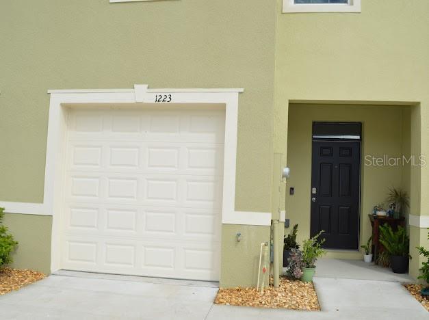 VENEZIA TOWNHOUSES - Residential Lease