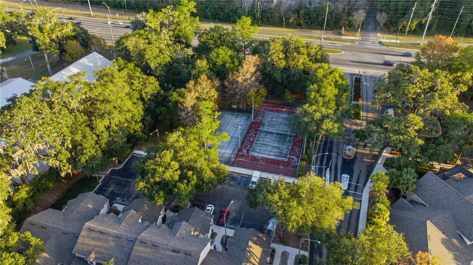 THE GABLES CONDO AT GAINESVILLE - Residential