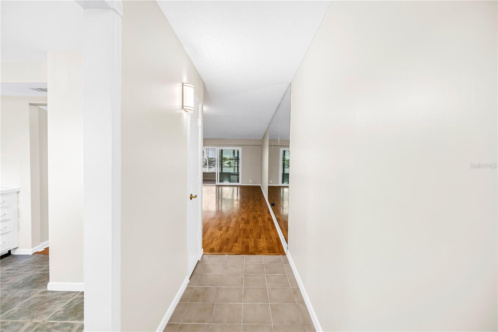 1868 SHORE DRIVE S 310