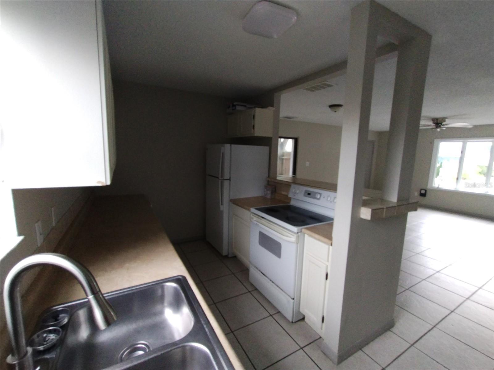 OAKLAND VILLAGE SEC 3 - Residential