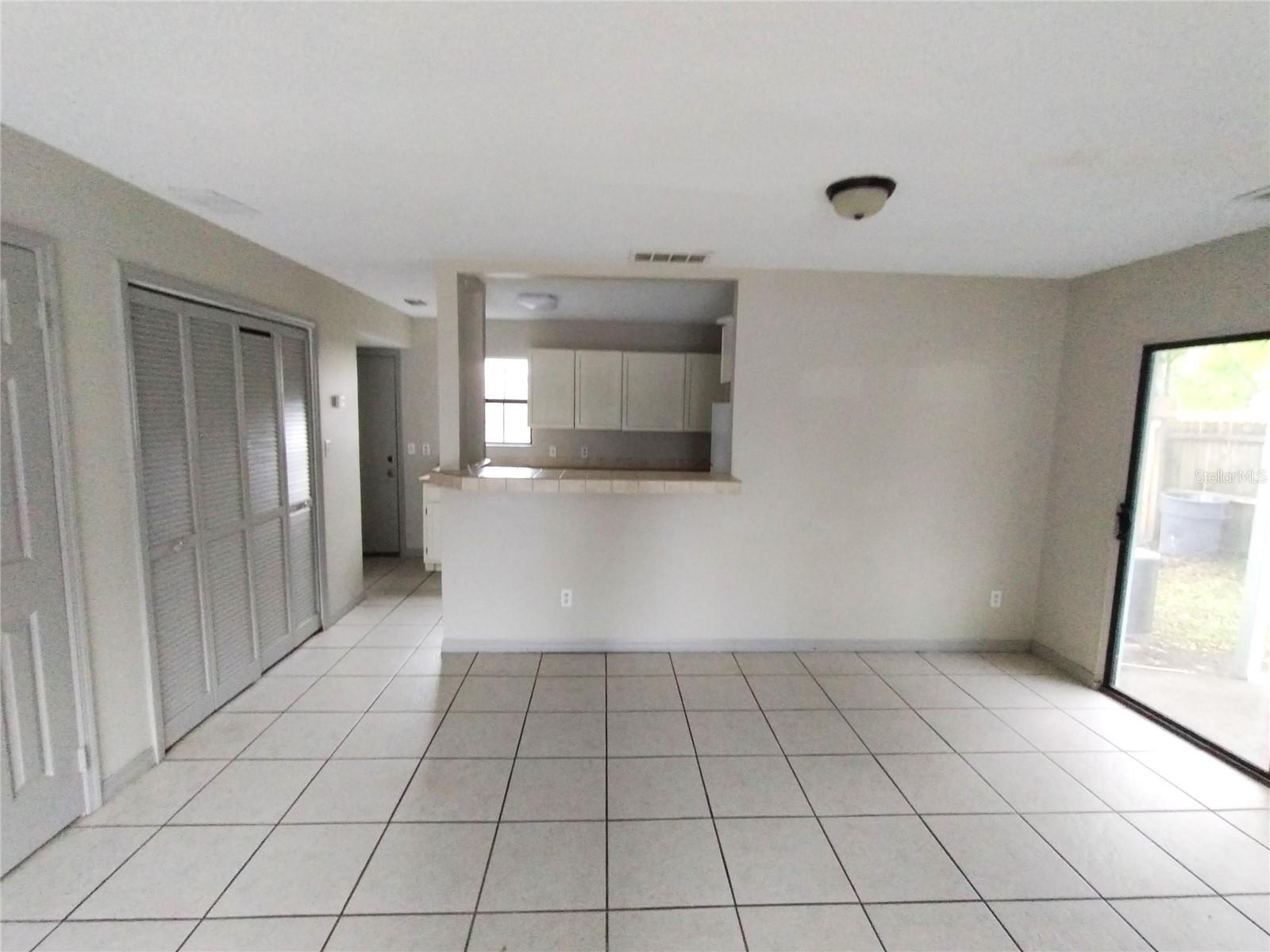 OAKLAND VILLAGE SEC 3 - Residential