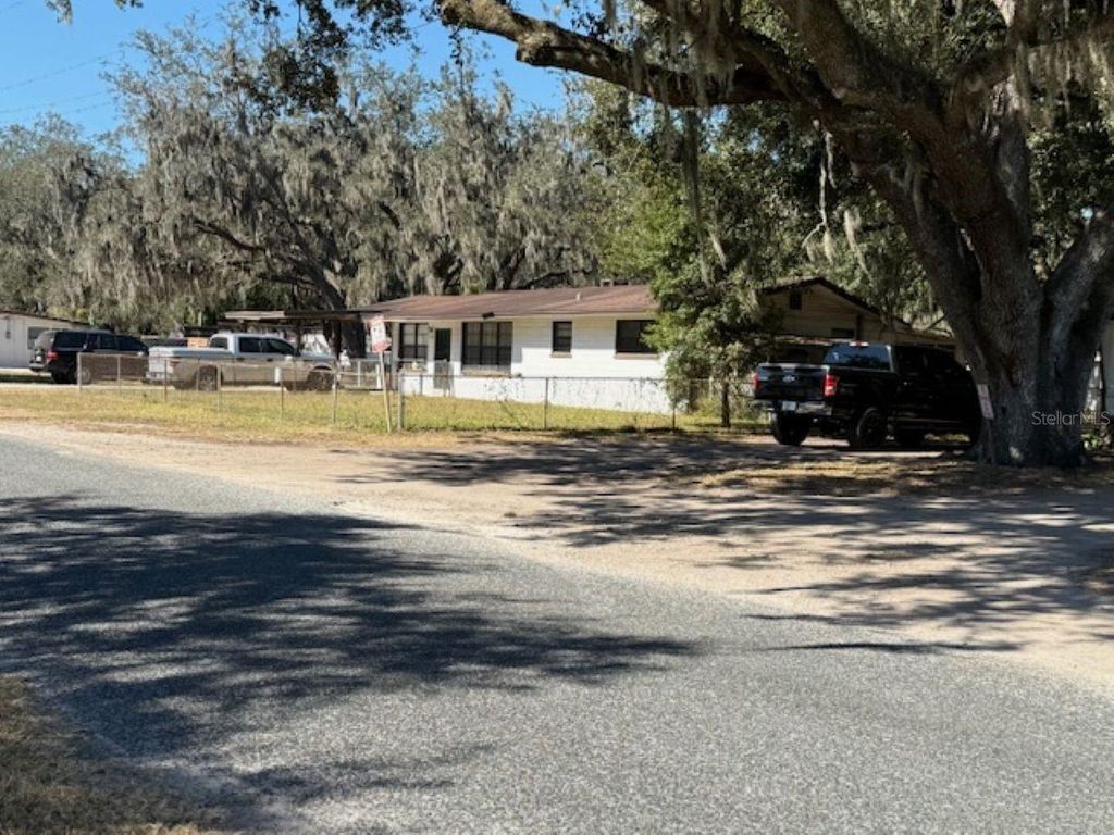 Photo of 5158 C P Keen Road, Plant City, FL 33566 (MLS # TB8450237)