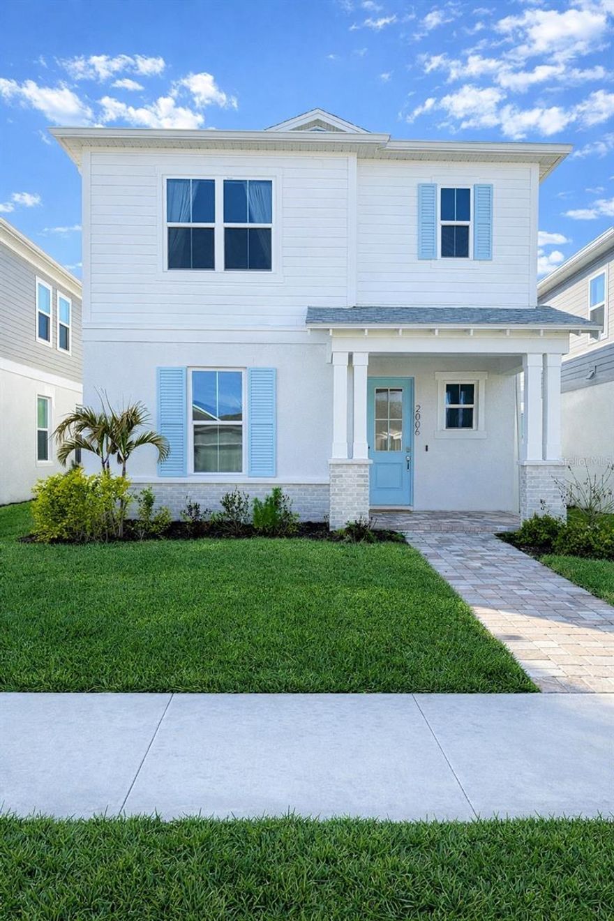 Charming single-family home featuring 3 bedrooms plus a flex room, and 2 bathrooms. The spacious open kitchen flows into a cozy family room, perfect for gatherings. Enjoy community amenities, including a pool and park. The home offers a covered garage for 02 cars plus 2 additional driveway spaces.