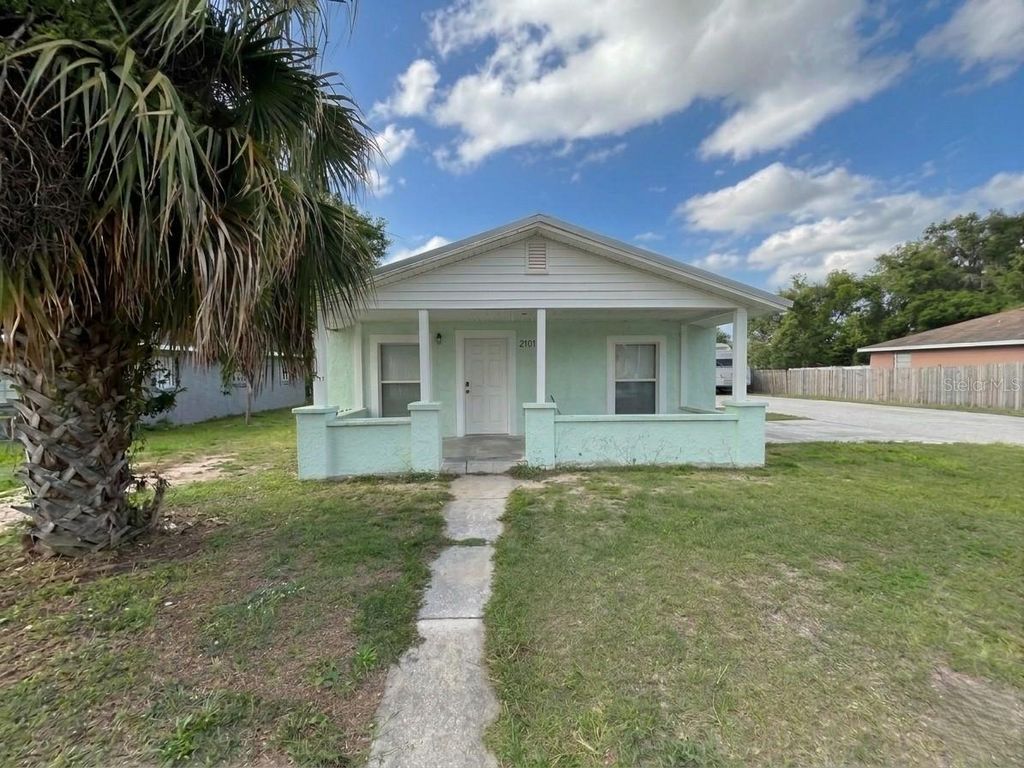 Photo of 2060 Martin Luther King Jr Boulevard, Bartow, FL 33830 (MLS # P4938647)