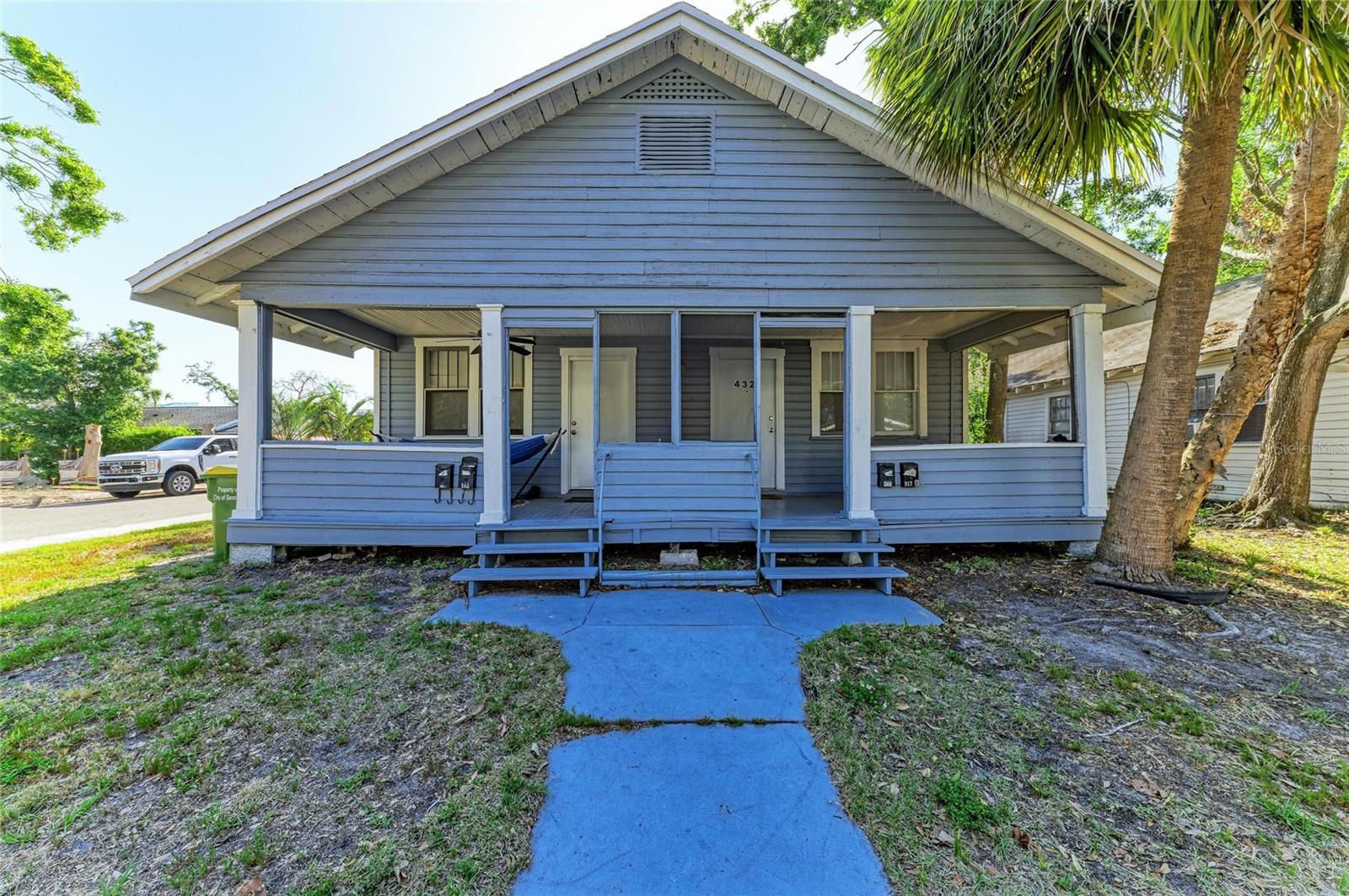 432 ADELIA AVENUE