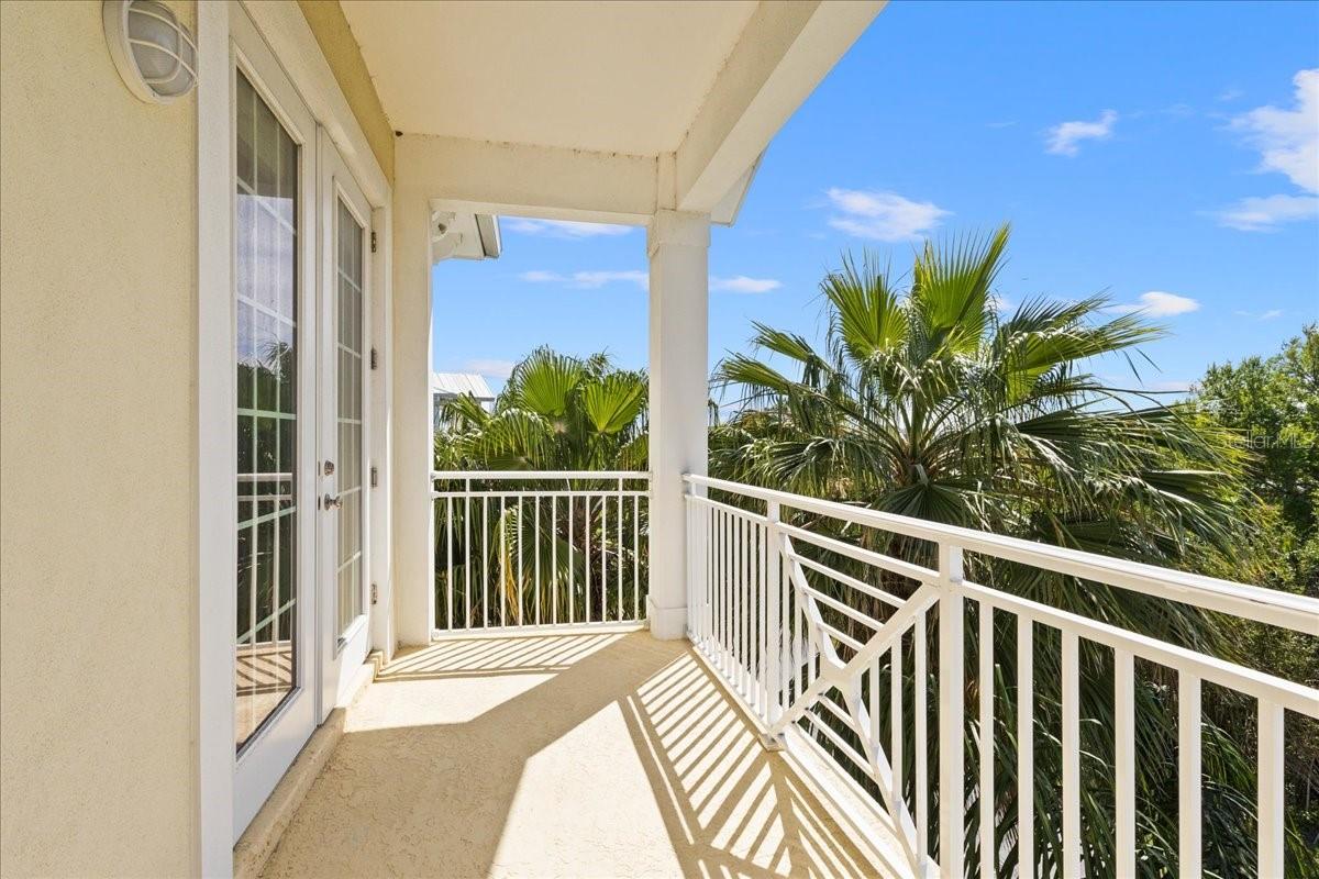 PALMA SOLA BAY CLUB PH 18B - Residential