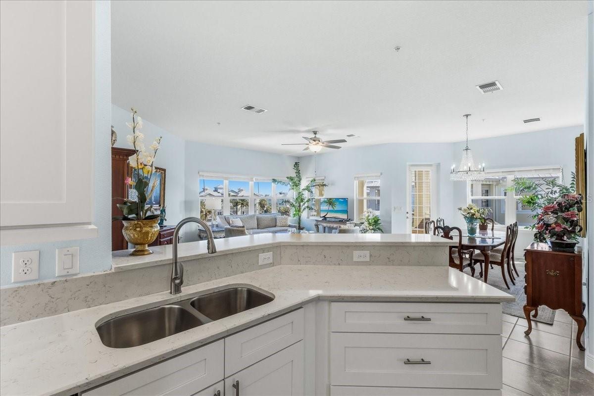 PALMA SOLA BAY CLUB PH 18B - Residential