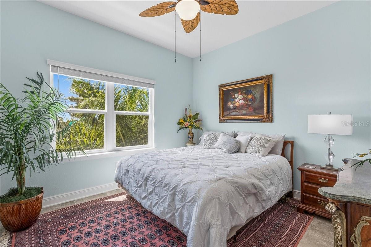 PALMA SOLA BAY CLUB PH 18B - Residential