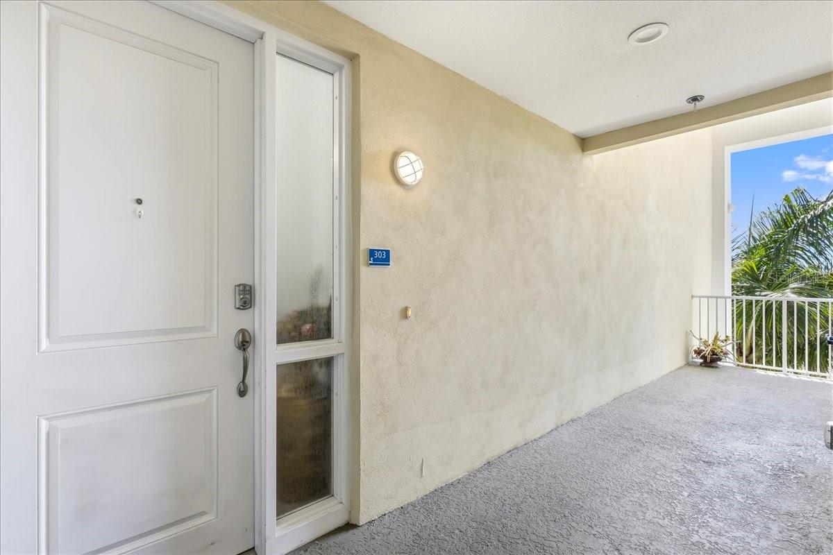 PALMA SOLA BAY CLUB PH 18B - Residential