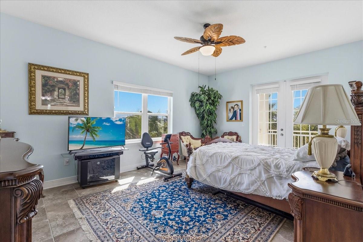 PALMA SOLA BAY CLUB PH 18B - Residential