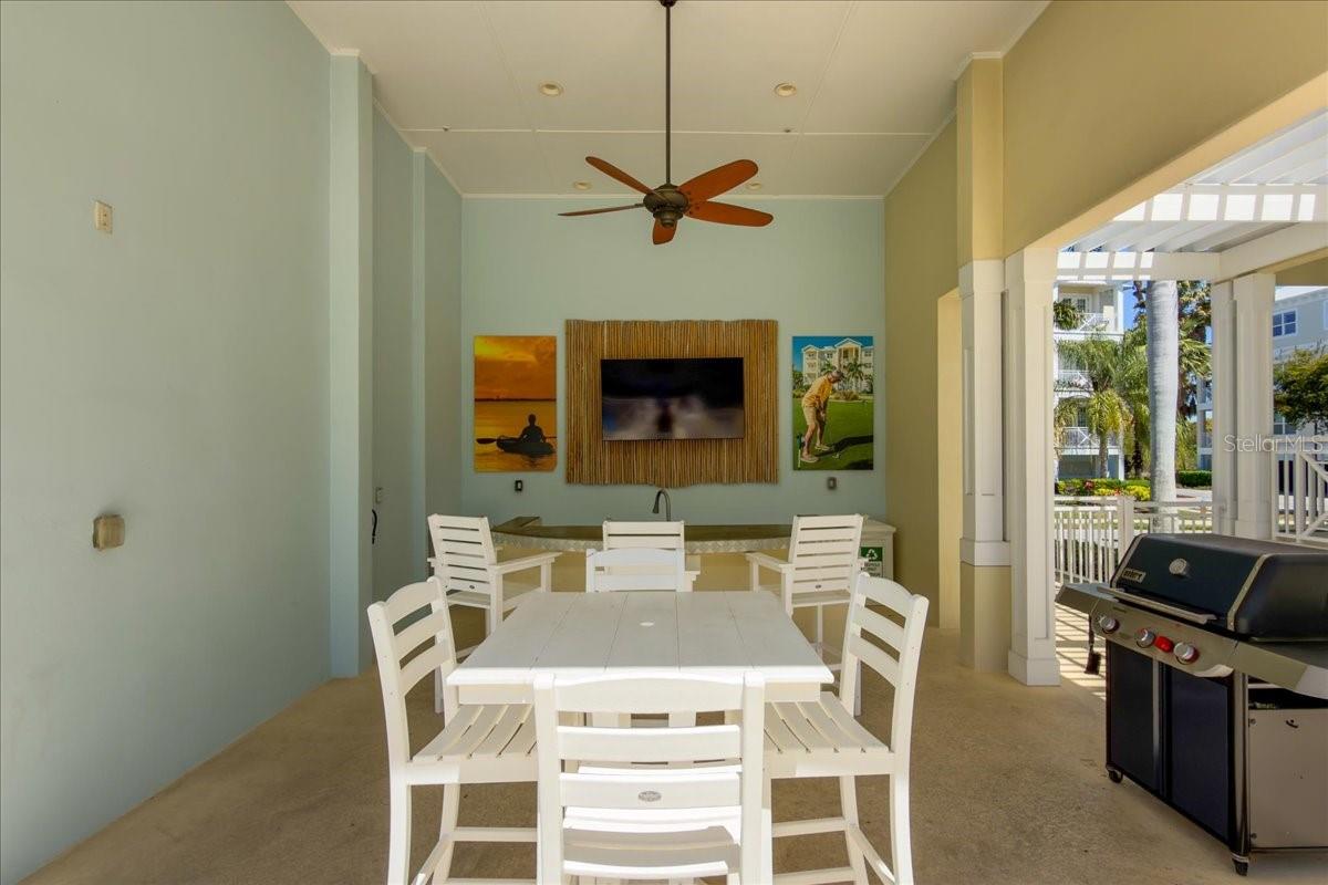 PALMA SOLA BAY CLUB PH 18B - Residential