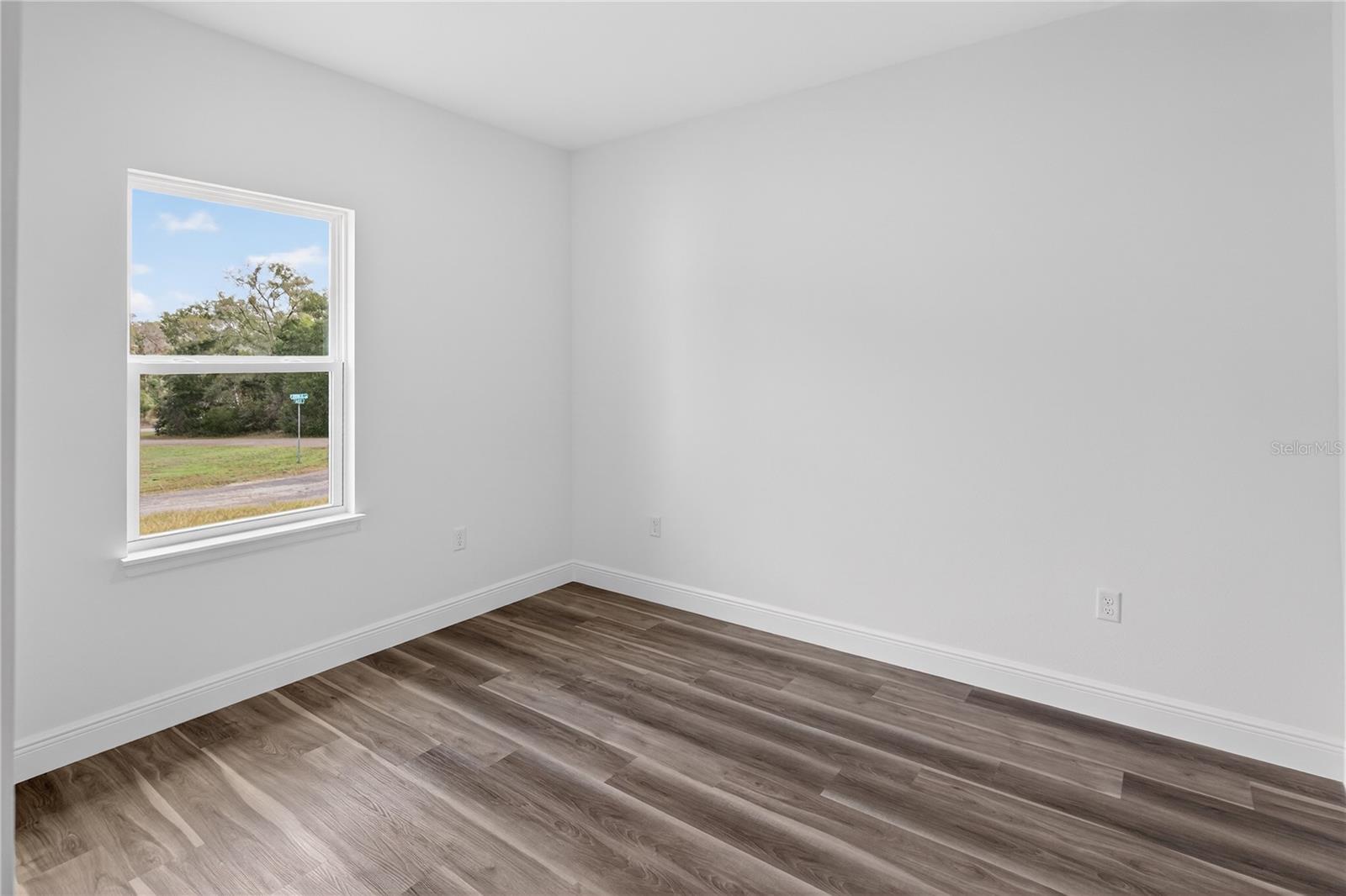 CITRUS SPGS UNIT 04 - Residential Lease