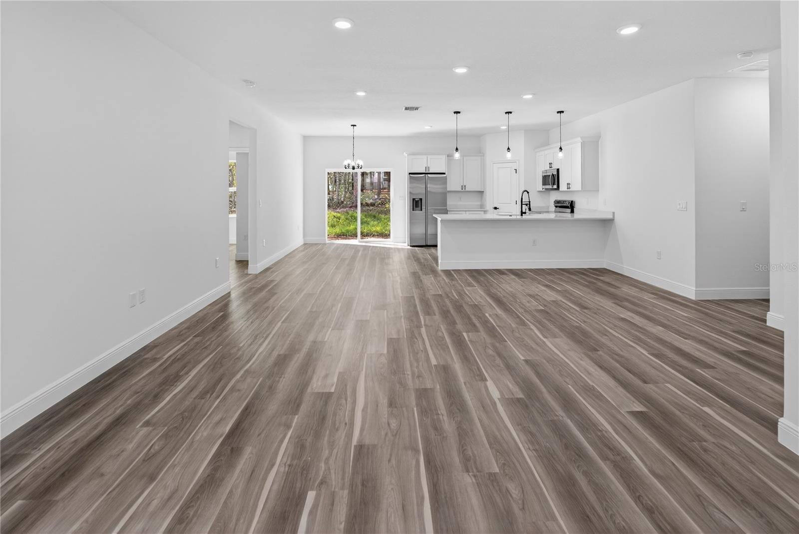 CITRUS SPGS UNIT 04 - Residential Lease