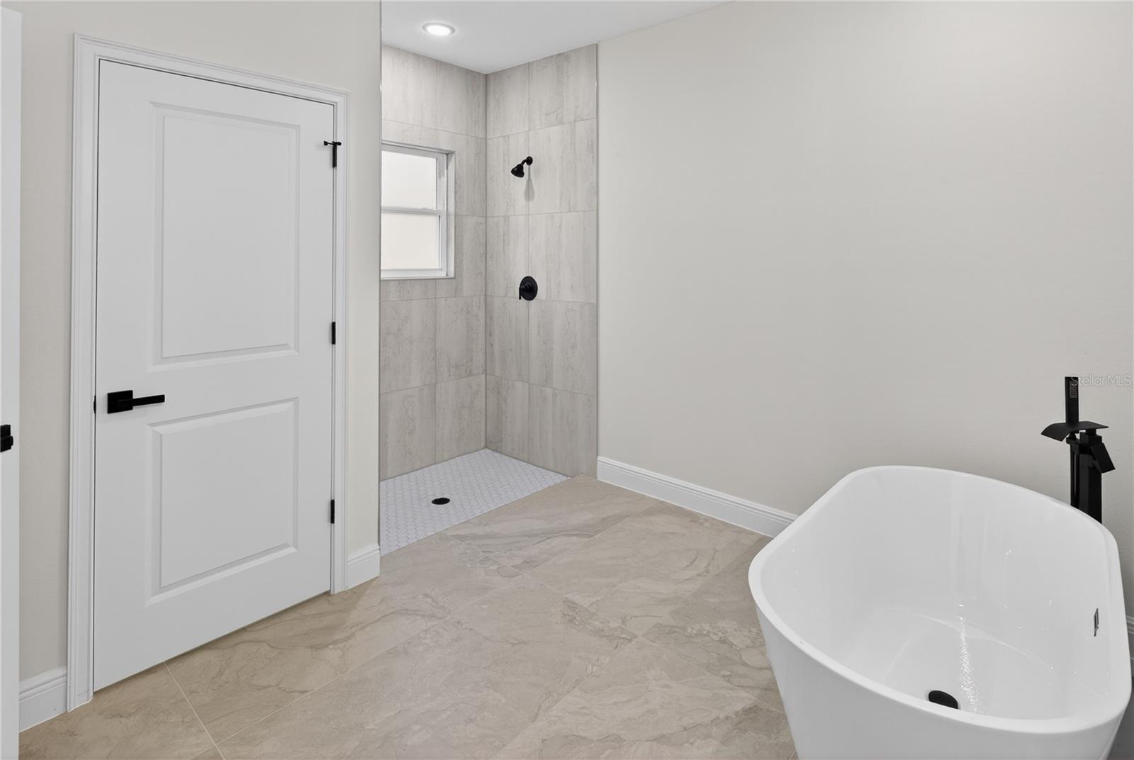 CITRUS SPGS UNIT 04 - Residential Lease