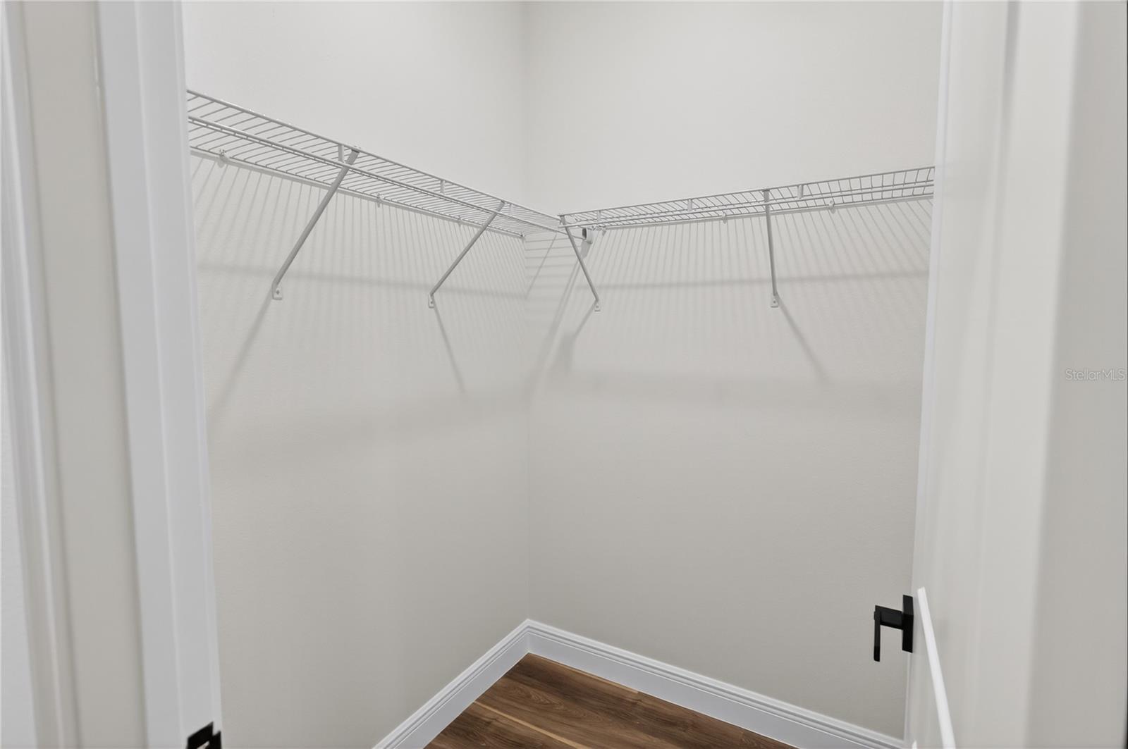 CITRUS SPGS UNIT 04 - Residential Lease