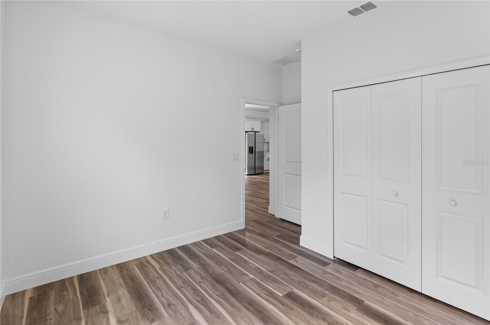 CITRUS SPGS UNIT 04 - Residential Lease