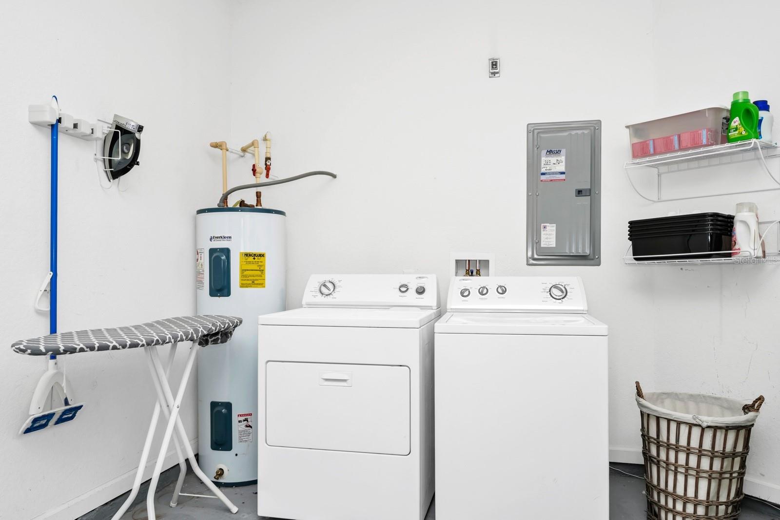 BAYSHORE/VISTA CAY PH 25 - Residential Lease