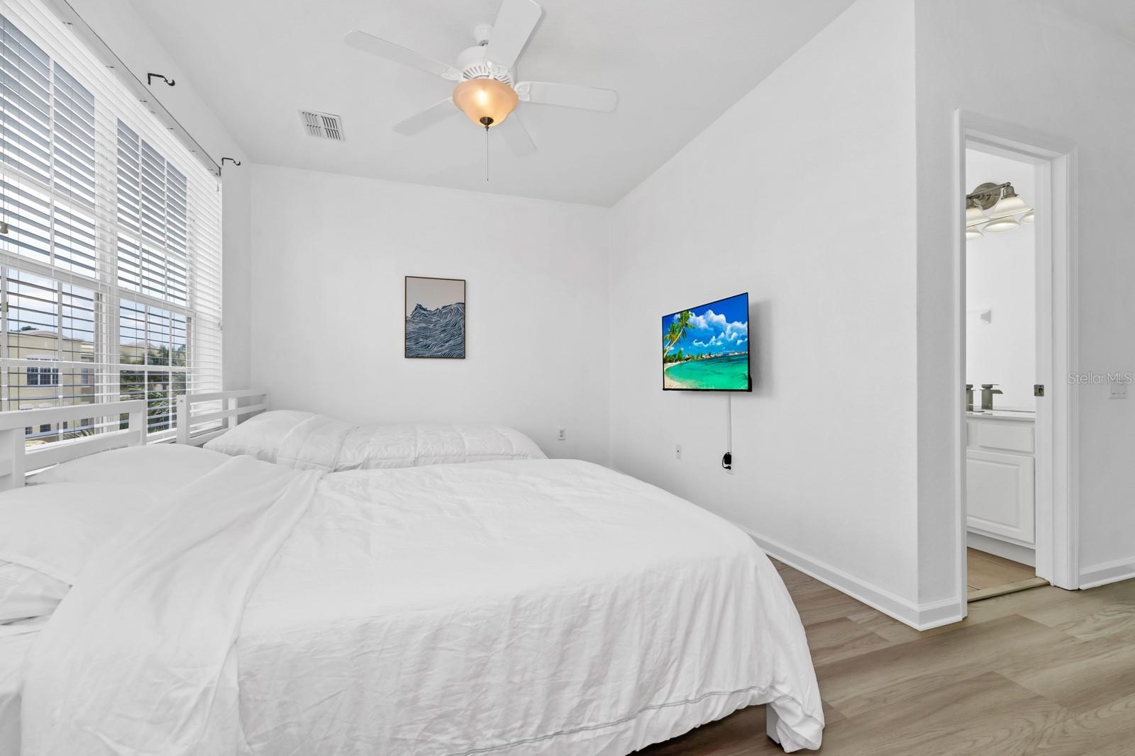 BAYSHORE/VISTA CAY PH 25 - Residential Lease