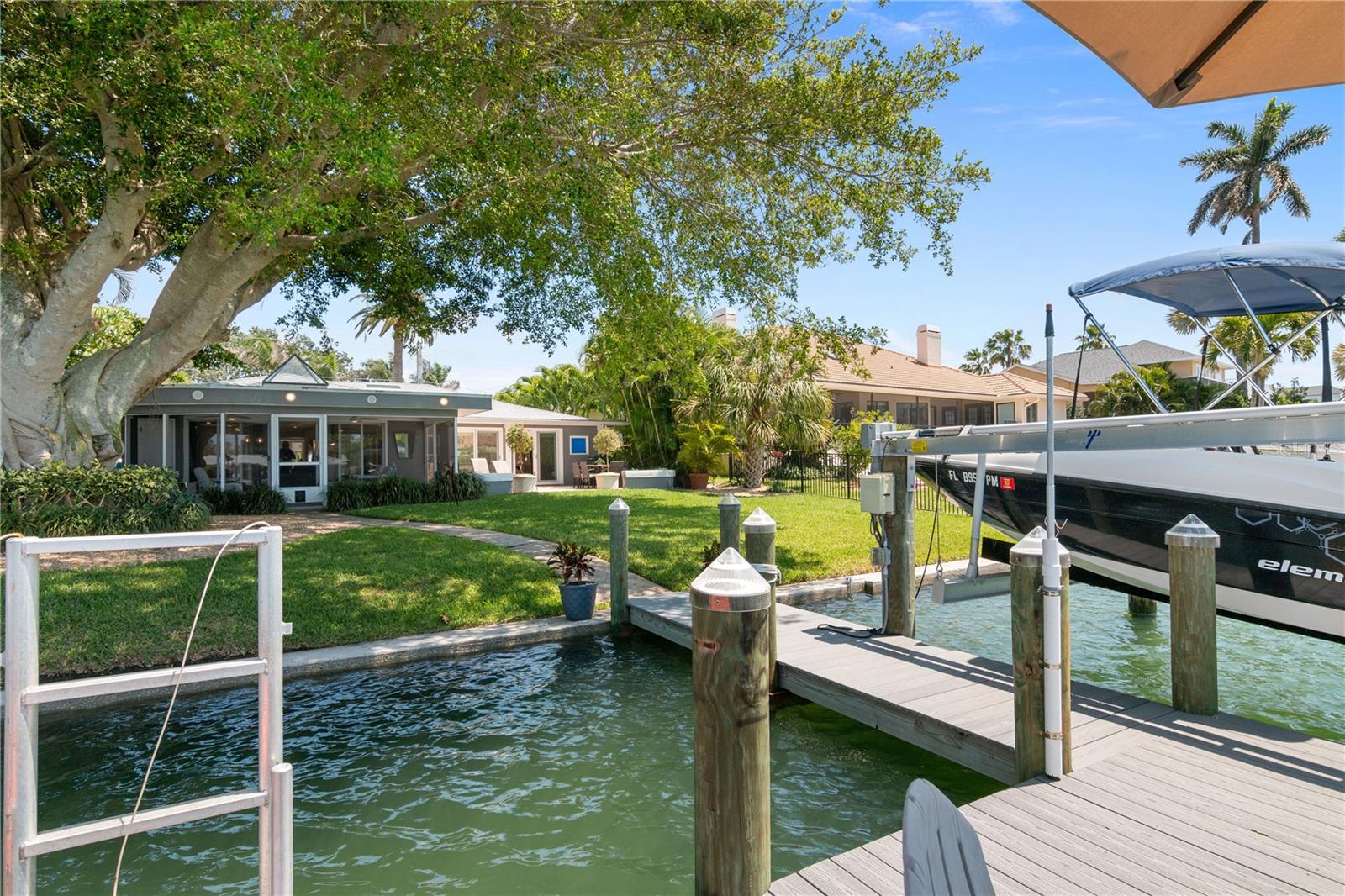 SAINT ARMANDS DIV JOHN RINGLING ESTATES - Residential