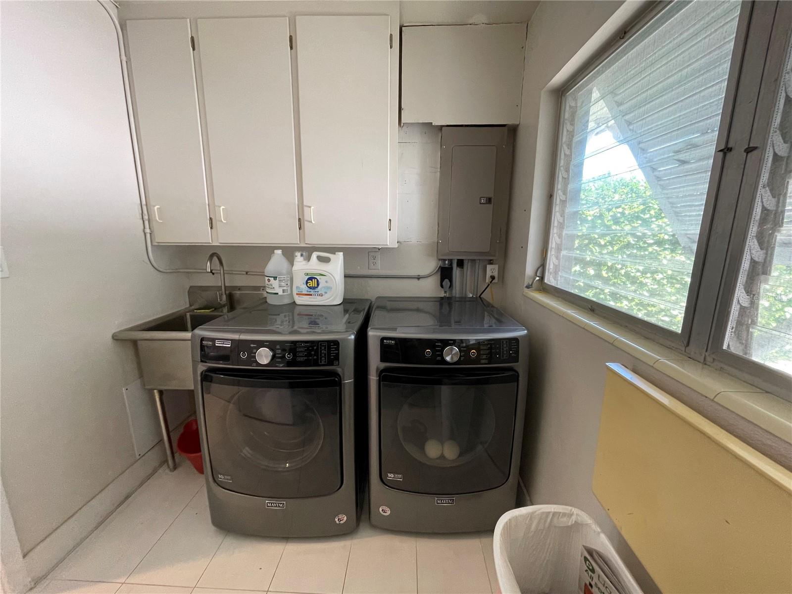 SAINT ARMANDS DIV JOHN RINGLING ESTATES - Residential