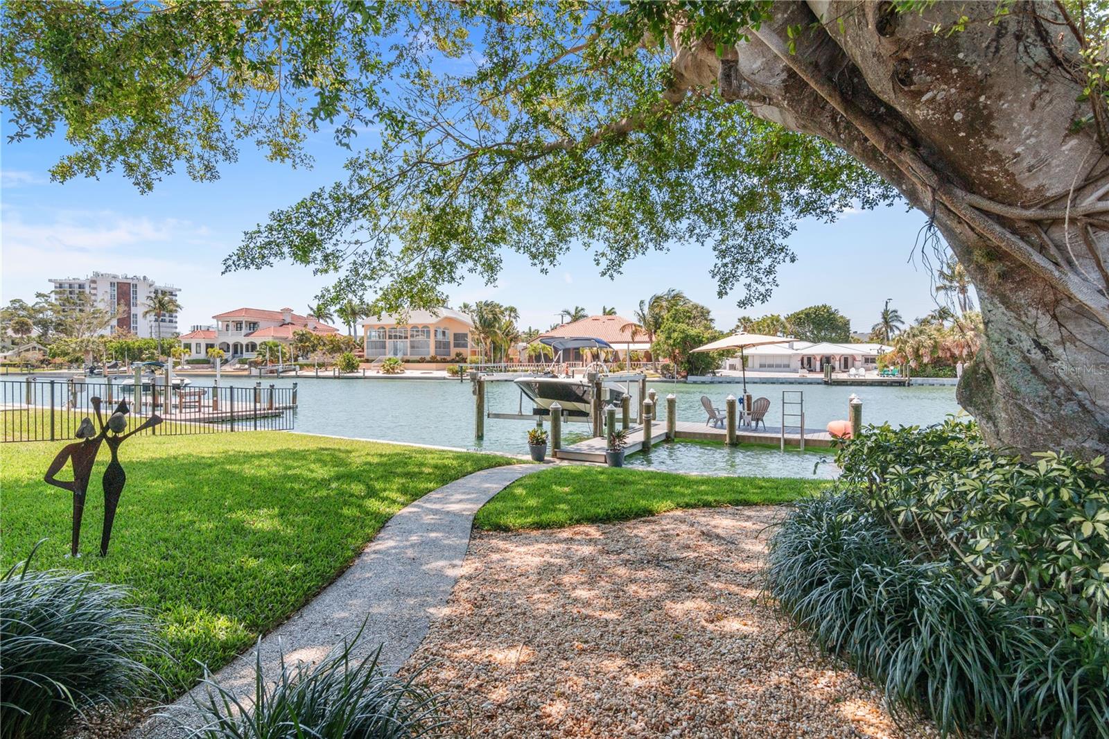 SAINT ARMANDS DIV JOHN RINGLING ESTATES - Residential