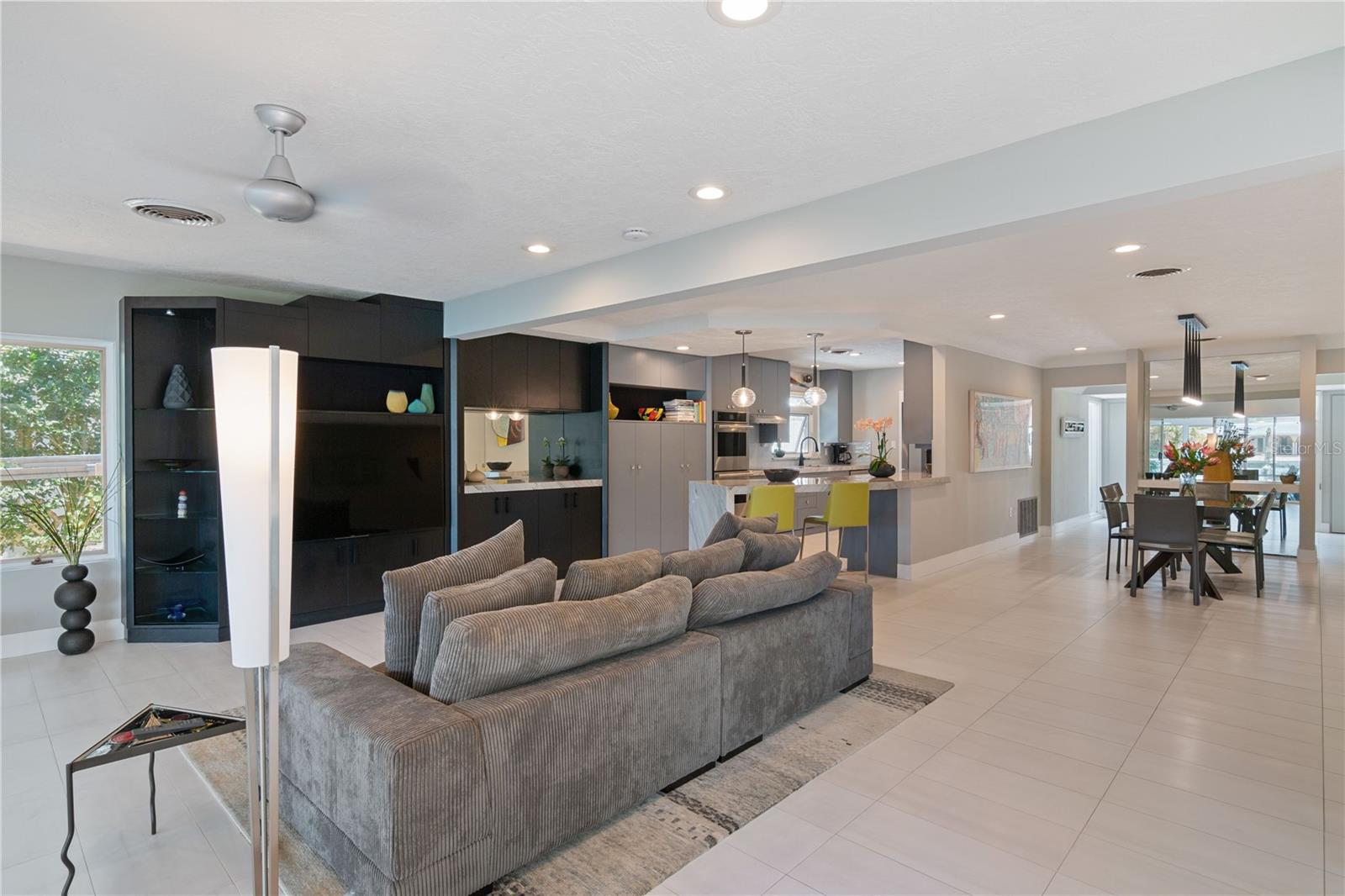 SAINT ARMANDS DIV JOHN RINGLING ESTATES - Residential