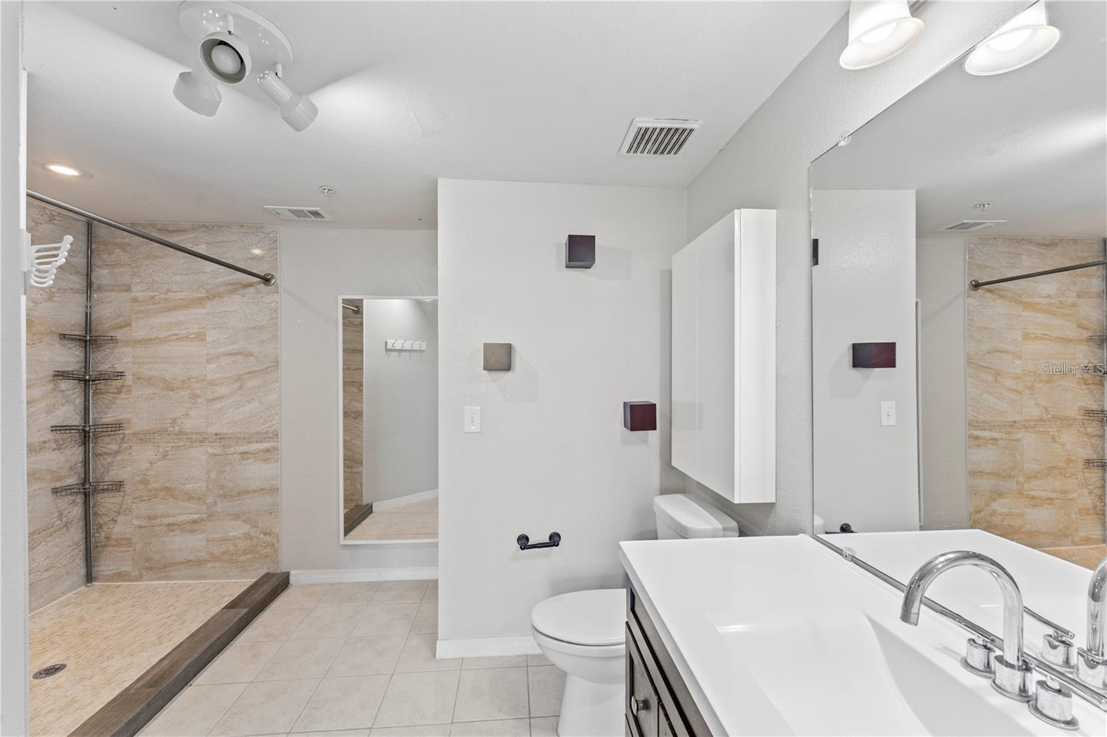 HAMPTONS/METROWEST - Residential Lease