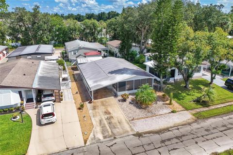 A home in DEBARY