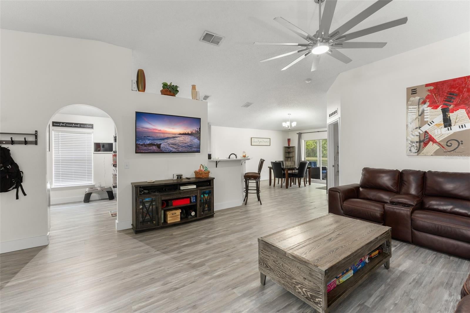 1827 CORNER MEADOW CIRCLE