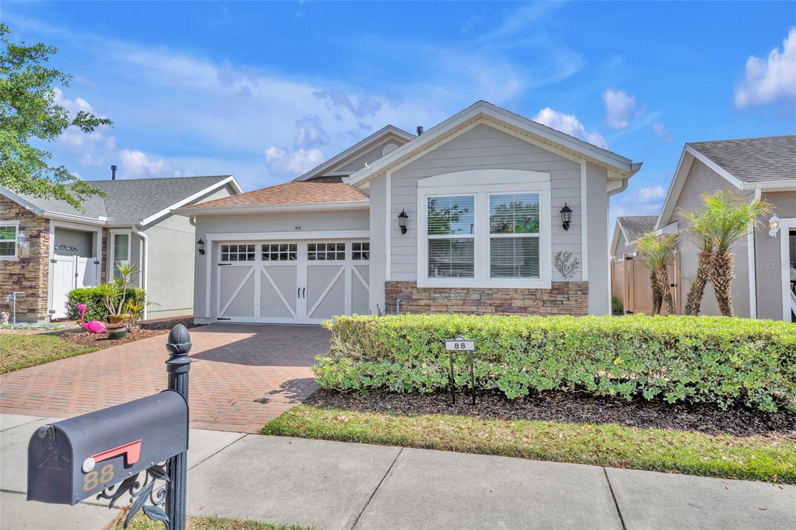 CASCADES OF GROVELAND - Residential