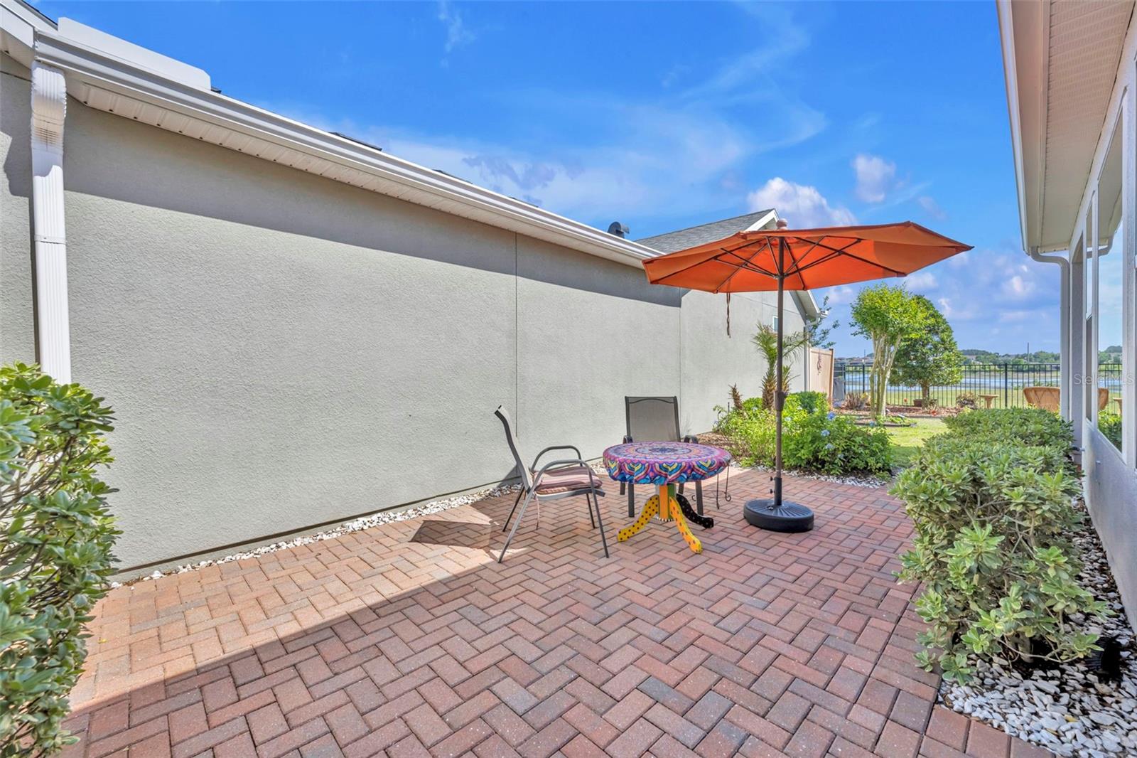 CASCADES OF GROVELAND - Residential