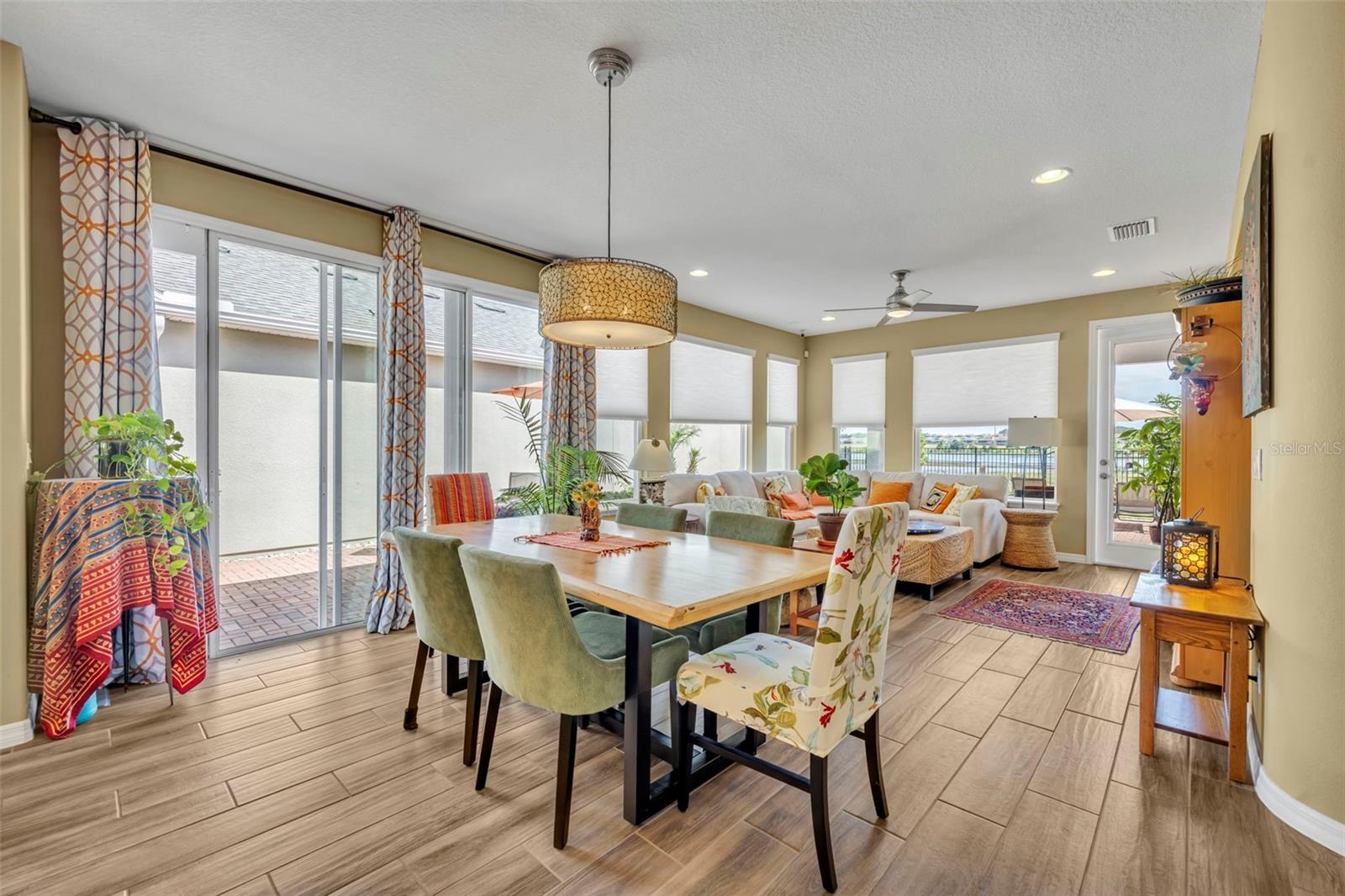 CASCADES OF GROVELAND - Residential