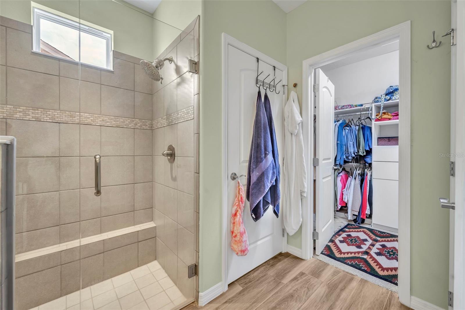 CASCADES OF GROVELAND - Residential