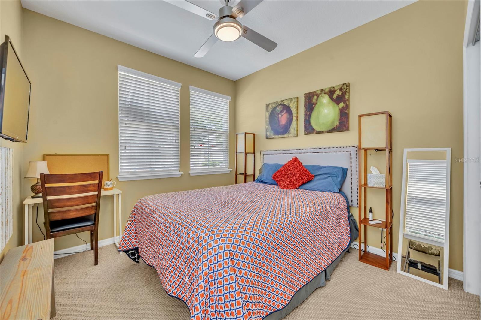 CASCADES OF GROVELAND - Residential