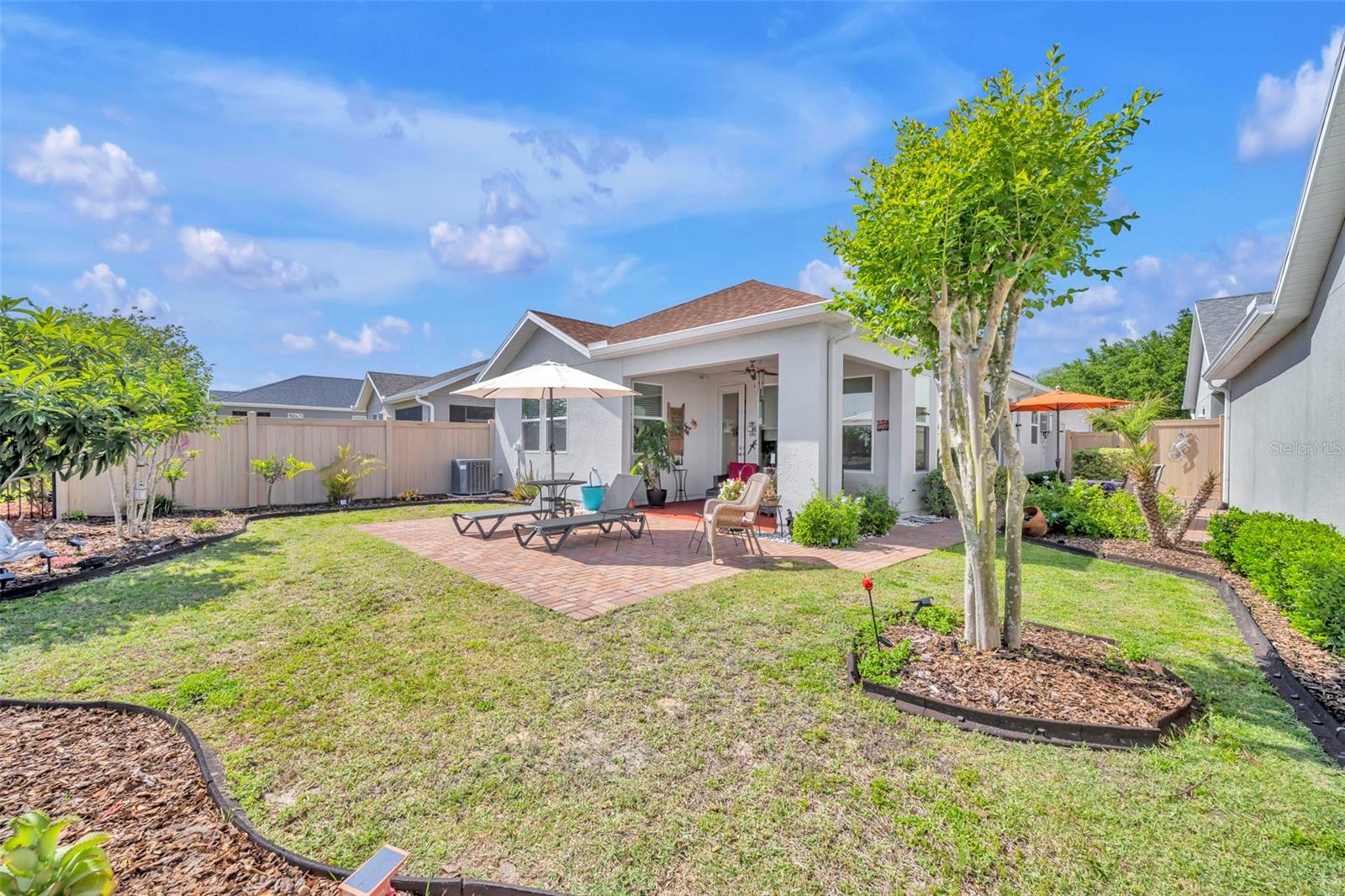 CASCADES OF GROVELAND - Residential