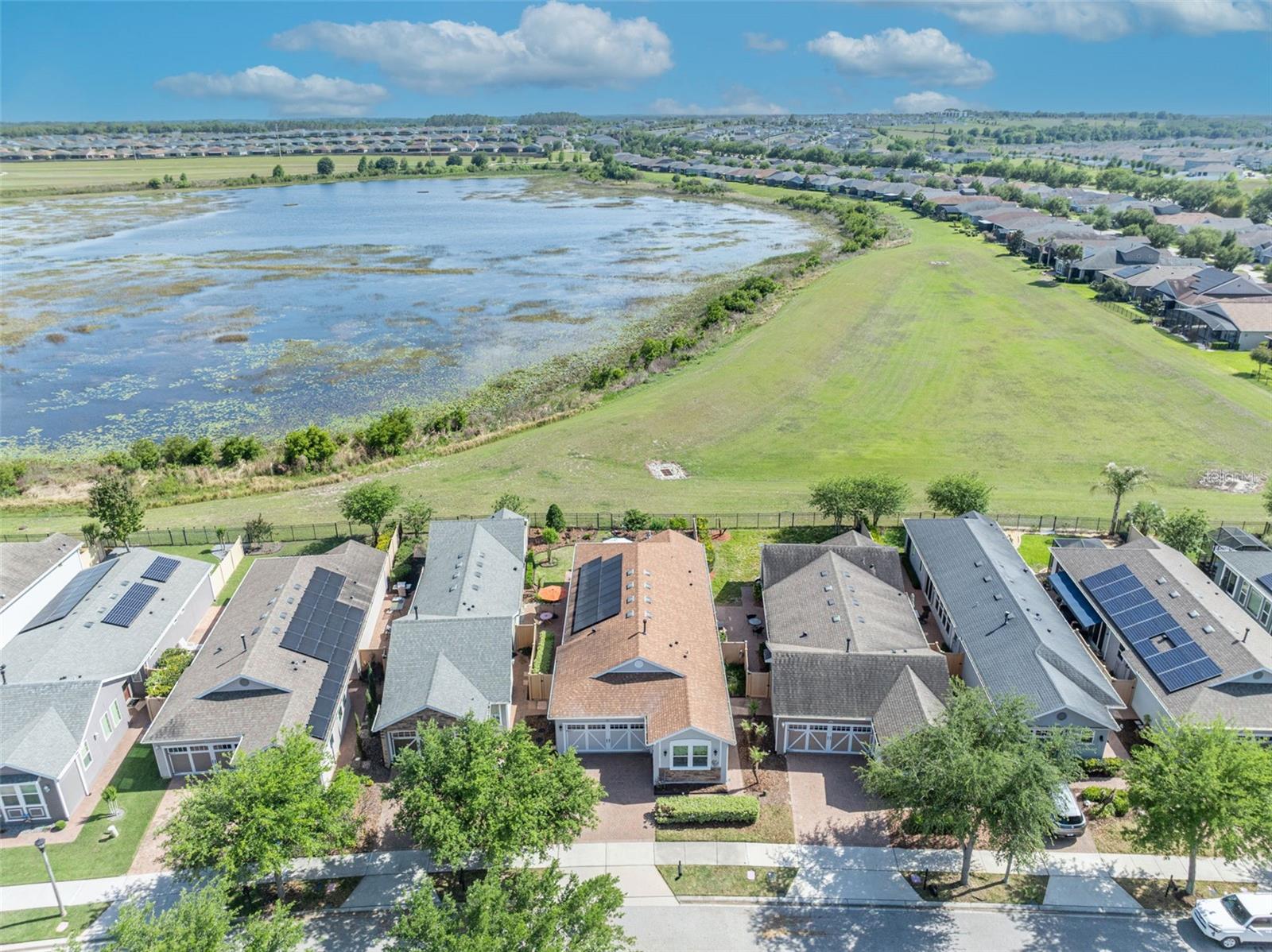 CASCADES OF GROVELAND - Residential
