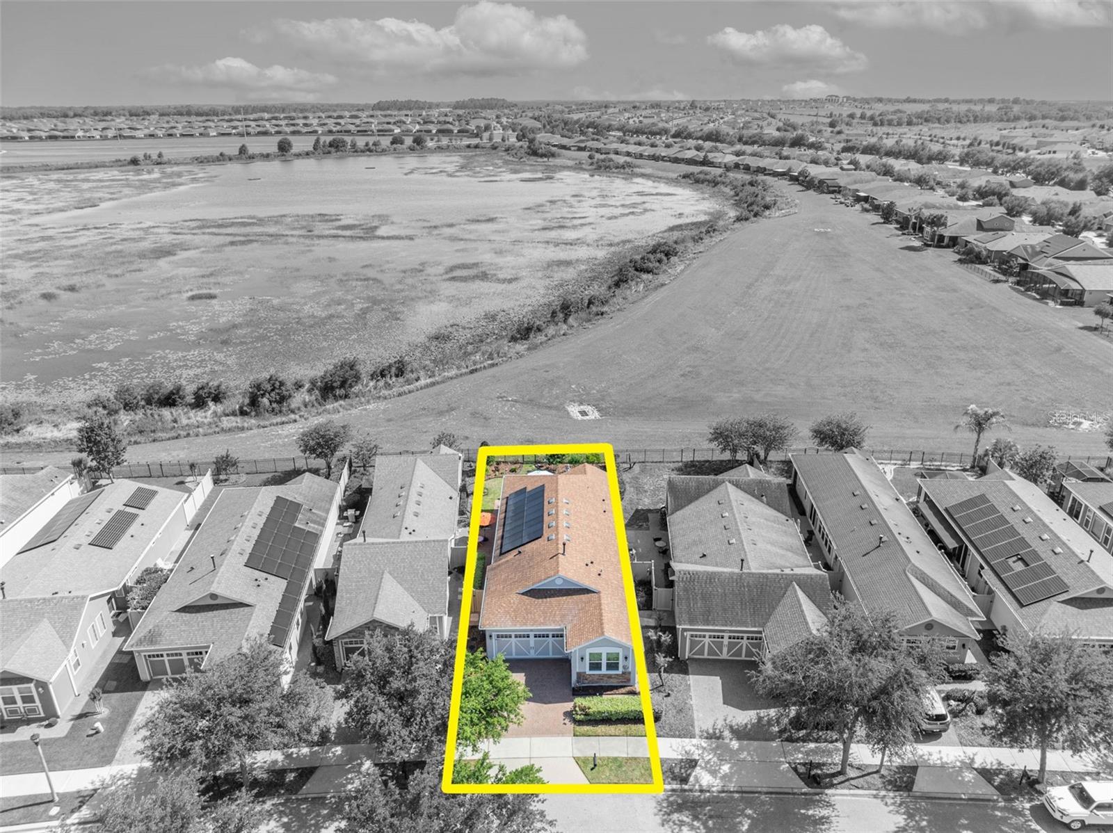 CASCADES OF GROVELAND - Residential