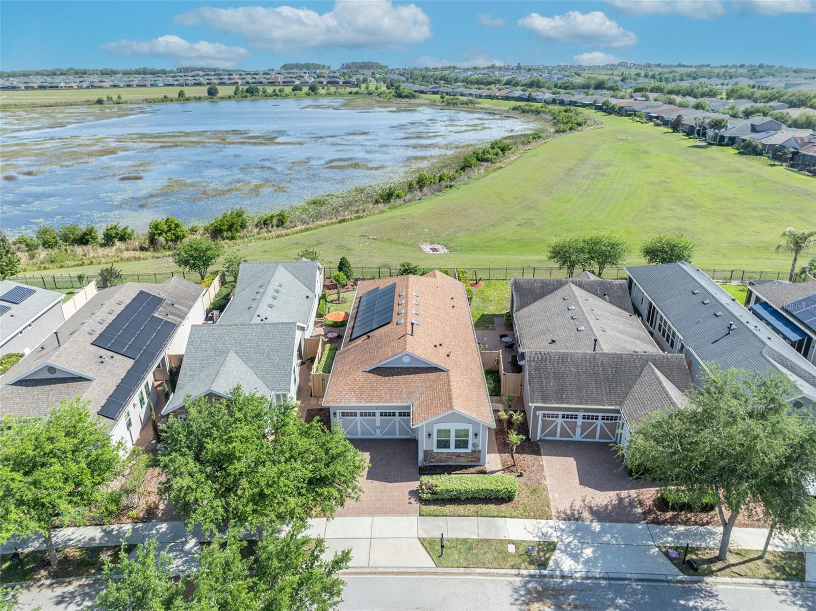 CASCADES OF GROVELAND - Residential