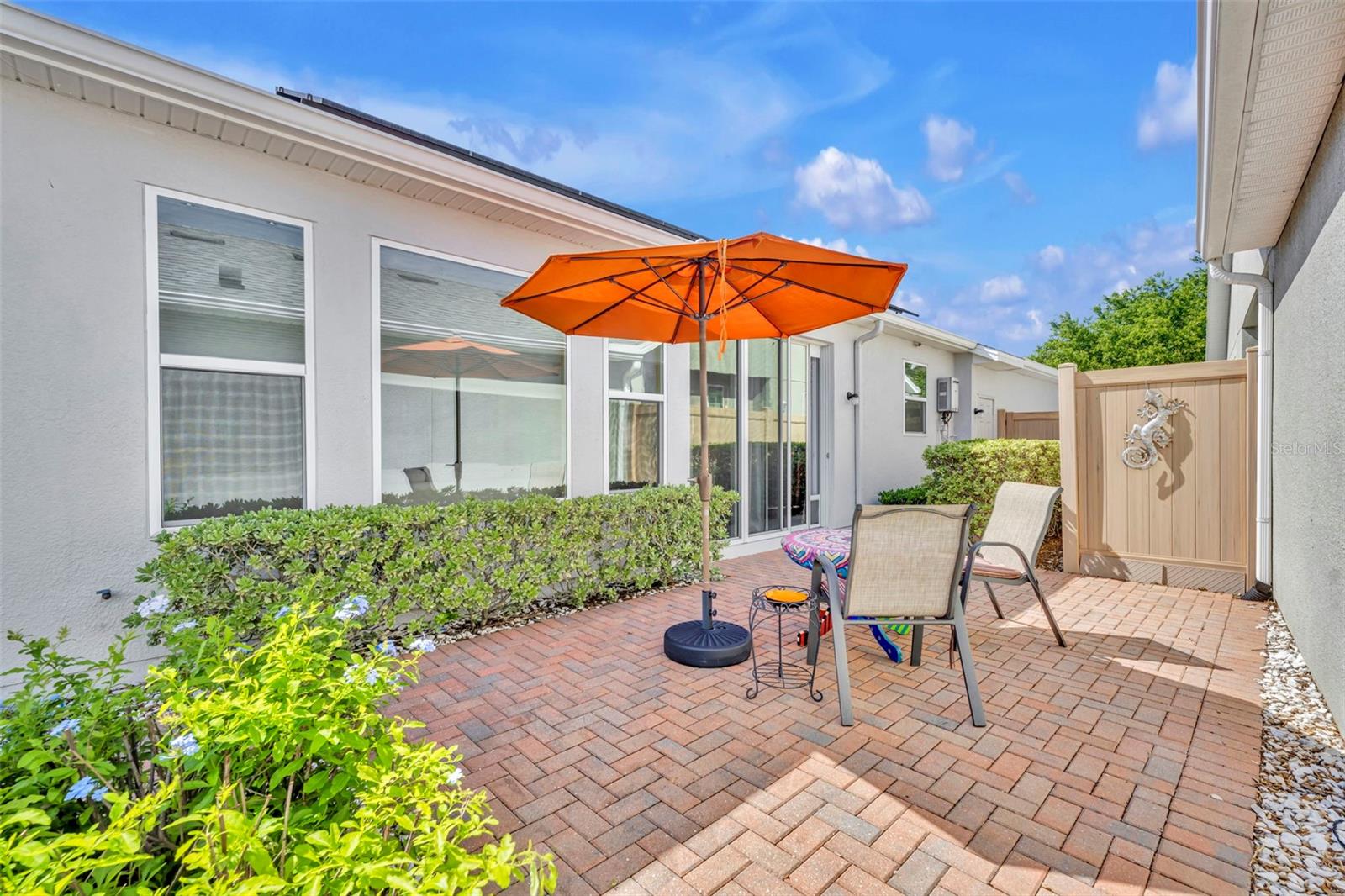 CASCADES OF GROVELAND - Residential