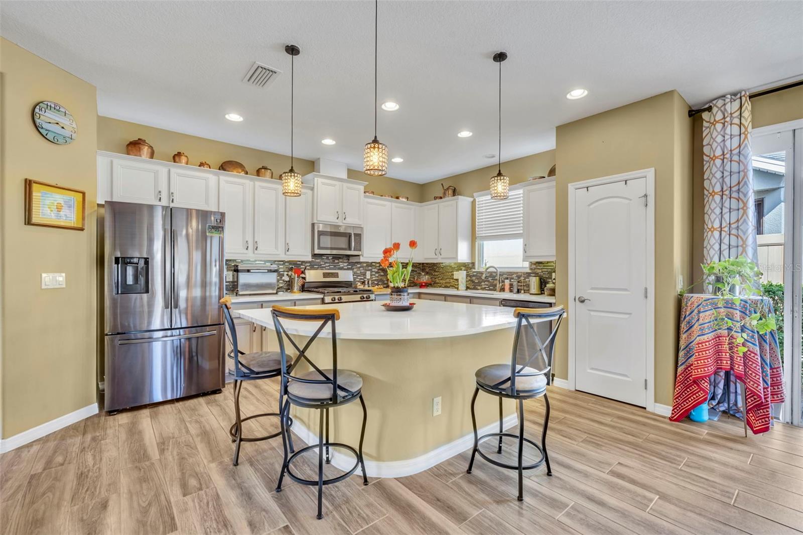 CASCADES OF GROVELAND - Residential