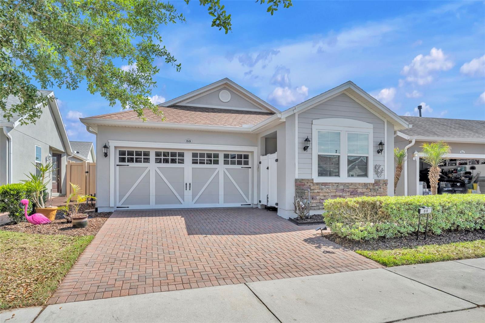 CASCADES OF GROVELAND - Residential