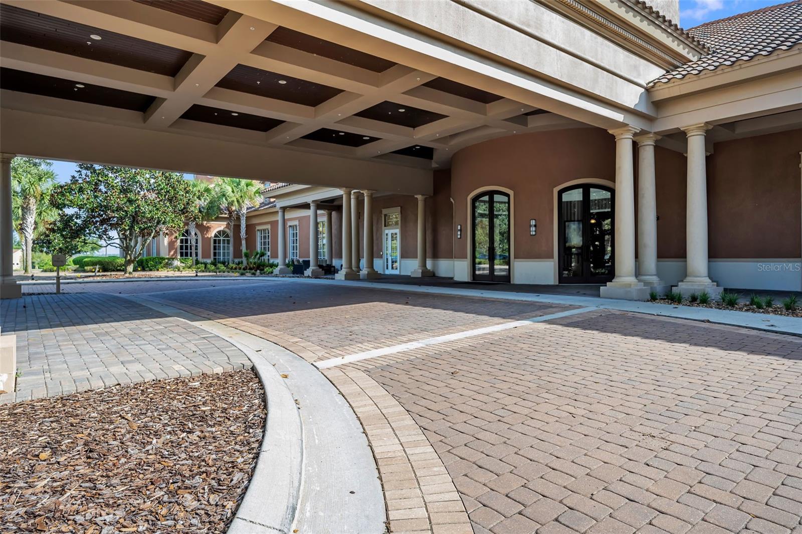 CASCADES OF GROVELAND - Residential