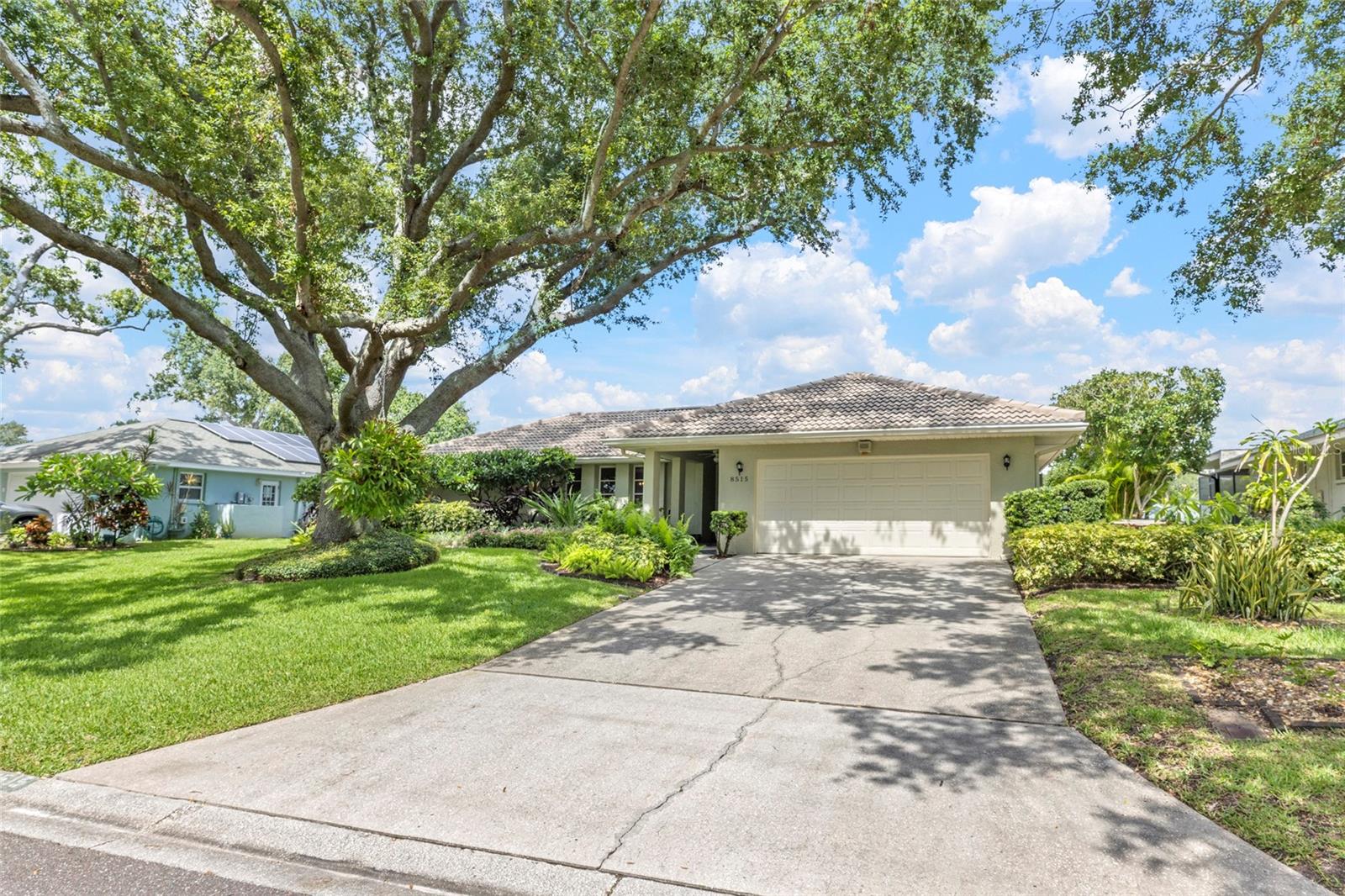 8515 MACOMA DRIVE NE